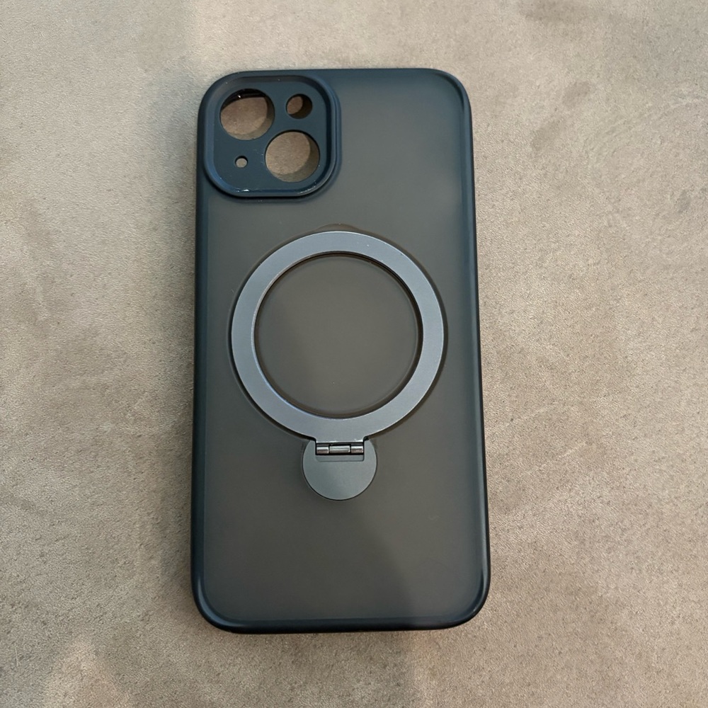 iPhone 13 MagSafe case